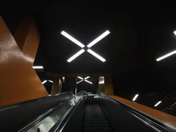 Klaus Weis: "X-Stairs" - Bochum Hauptbahnhof
