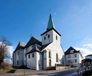 Ehemaliges Prämonstratenserkloster Wedinghausen (1170-1803) mit Kloster- und Pfarrkirche St. Laurentius, Arnsberg