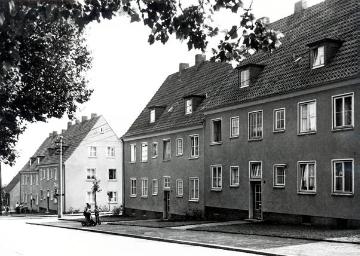 Dortmund-Benninghofen: Siedlung mit zweigeschossigen Mietshäusern, ohne Straßenangabe