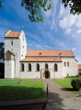 Pfarrkirche St. Cornelius und Cyprian, ehemals Stiftskirche des Damenstiftes Metelen, erbaut Ende 12. und 13. Jh.