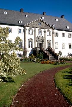 Schloss Alme, Mittelrisalit an der gartenseitigen Gebäudefront