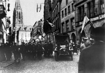 Mobilmachung in Münster: Verabschiedung von Kriegsteilnehmern auf dem Prinzipalmarkt