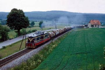 Kalksteintransport auf Eisenbahnwaggons der Westfälischen Landeseisenbahn