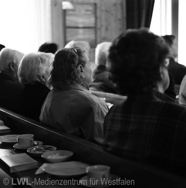 11_2264 Siegerländer Tradition: Bibelstunde in Mausbach (Freudenberg)