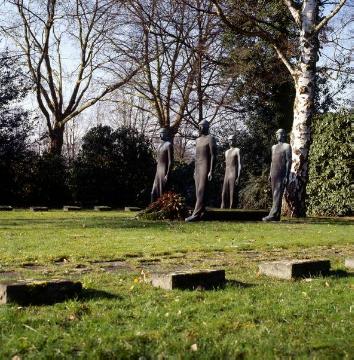 Friedhof Gelsenkirchen-Rotthausen: Gräberfeld und Denkmal für die 78 Todesopfer des Grubenunglücks auf Zeche Dahlbusch am 20. Mai 1950, seit 2003 unter Denkmalschutz
