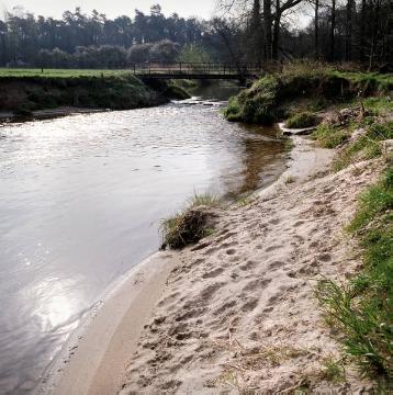 Die Berkel in Stadtlohn-Hengeler bei Bockwinkel-Kleverth - Projektvorschlag zur Regionale 2016 unter dem Motto "Mit dem Fluss leben": Ausbau eines nachhaltigen Hochwasserschutzes an der Berkel und ökologische Aufwertung des Flusses