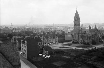 Stadtpanorama mit Paulus-Kirche (fertiggestellt 1907) vom Turm der Oberrealschule aus