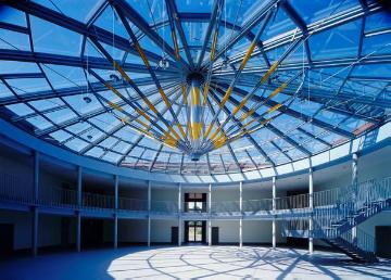 Westfälische Schule für Körperbehinderte, Maria Veen: Lichthof, Pausenhalle in der Aula; 1998 fertiggestellt