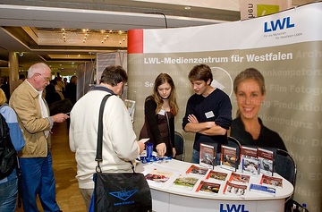 Das LWL-Medienzentrum für Westfalen auf dem Kongress "Medien.nutzen – Leben und Lernen mit Medien", Dortmund 2009