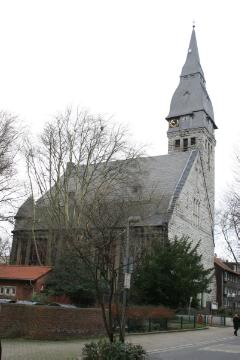 Die ev. Auferstehungskirche in Gelsenkirchen-Neustadt, eingeweiht 1911, Saalkirche im historistischen Stil mit Jugendstilelementen, profanisiert 2011 und seither "Kulturkirche"
