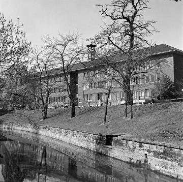 Westfälische Wilhelms-Universität: Gebäude der Juristischen Fakultät an der Aa