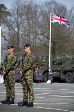 Abzug der Britischen Streitkräfte aus Münster, März 2012: Abschiedsparade des 8 Regiment Royal Logistic Corps anlässlich der Schließung der 1964 bezogenen York-Kaserne (Gremmendorf, Albersloher Weg)