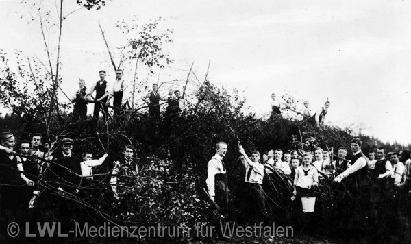 03_3911 Aus privaten Bildsammlungen: Slg. Niemöller - Gütersloh zur Zeit des Ersten Weltkrieges