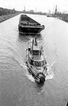 Rhein-Herne-Kanal mit Victorhafen, Castrop-Rauxel-Bladenhorst. Undatiert, 1960er Jahre?