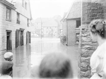 Hochwasser in Herdecke, Standort unbezeichnet. Undatiert, um 1910?