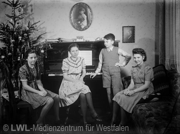 15_271 Slg. Ernst Jäger, Teil 1: Die Fotografenfamilie Jäger