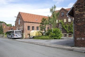 Dorfzentrum Borgeln: Werksgebäude einer ehemaligen Seilerei an der Diedrich-Düllmann-Straße. Juni 2016.