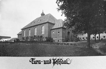 St. Johannes-Stift Marsberg, um 1928: Turn- und Festsaal. Provinzial-Heilanstalt für Kinder- und Jugendpsychiatrie, errichtet um 1911. Undatiert.