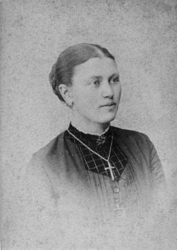 "Oma Siegeroth", Lünen-Wethmar, um 1895 - später Schwiegermutter des Harsewinkler Fotografen Ernst Jäger.