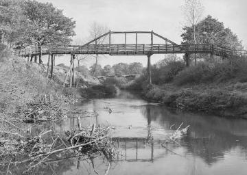 Alte Holzbrücke über die Ems unterhalb von Telgte, Okt. 1937.