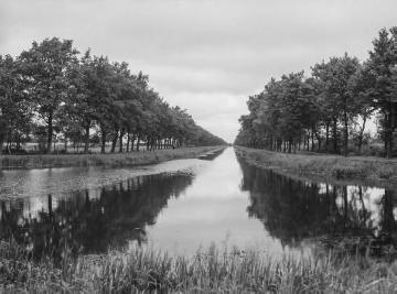 Der Süd-Nord-Kanal bei Georgsdorf, ca. 1930.