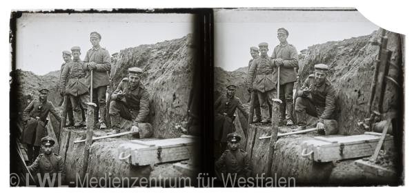 16_134 Sammlung Mötje/Tovar : Bildband Front 14/18 - Der Erste Weltkrieg in 3D