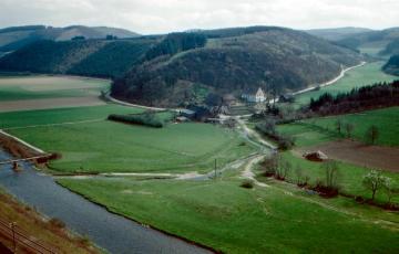 Das Biggetal am Erbscheid vor dem Bau der Biggetalsperre 1957-1965 mit Blick auf die später überstaute Ortschaft Imminghausen