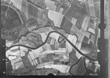Luftbild des Emsabschnittes bei Westbevern, ca. 1945.
