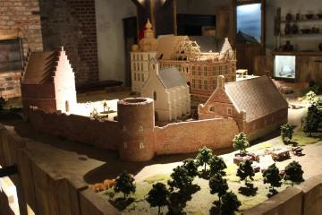 Schloss Horst, Gelsenkirchen: Modell der Schlossanlage aus dem 16. Jahrhundert im Schlossmuseum, 2016