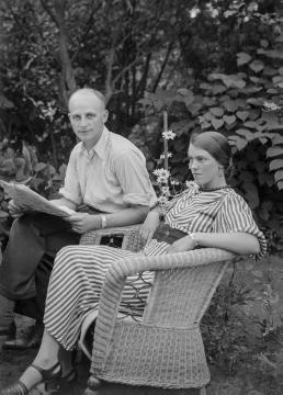 Karl Kracht mit Ehefrau Resi, geb. Flocke, 1937.