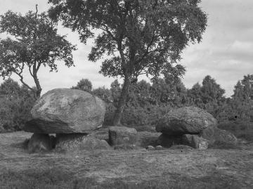 Riesensteingräber bei Groß Berßen.