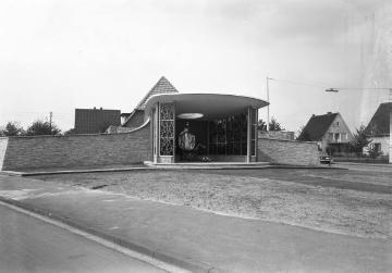 Marienkapelle mit Schutzmantelmadonna, Harsewinkel. Undatiert, um 1960?