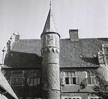 Drostenhof, Treppenturm des Herrenhauses, Teilansicht