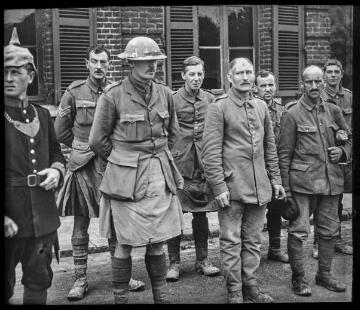 Englische Soldaten in deutscher Kriegsgefangenschaft [vermutet]