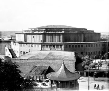 Westfalenhalle, Rheinlanddamm, erbaut 1925, Ansicht kurz nach der Fertigstellung