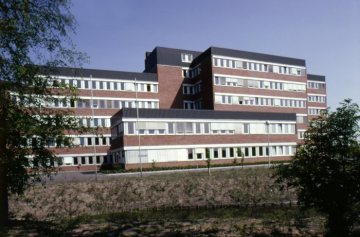 Landwirtschaftswissenschaftliches Institutszentrum - erbaut 1978, Nevinghoffstraße, Zentrum Nord