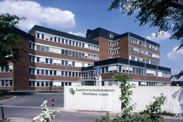 Landwirtschaftswissenschaftliches Institutszentrum - erbaut 1978 im Zentrum Nord, Nevinghoffstraße