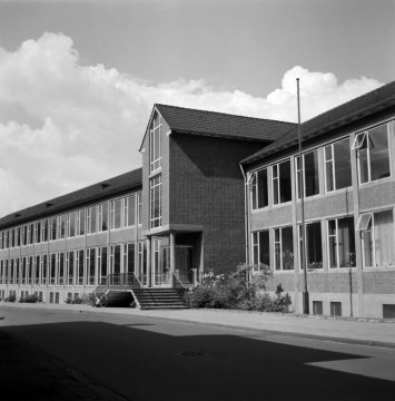Staatliche Ingenieurschule für Bauwesen, Lotharinger Straße (später Adolph-Kolping-Berufsschule)
