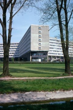 Münster, Zentrum Nord, Bürohauskomplex Gartenstraße 194, errichtet in den 1960er Jahren, seit 1973 Sitz der LVA Landesversicherungsanstalt Westfalen, ab 2005 "Deutsche Rentenversicherung Westfalen" - Ansicht 1977 