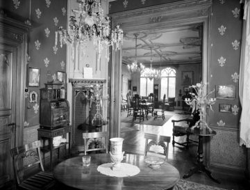 Salon und Speisezimmer im Haus Caldenhof, Hamm-Westtünnen. Undatiert, um 1960?