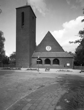 Evangelische Johanneskirche im Hammer Norden, eingeweiht 1938.