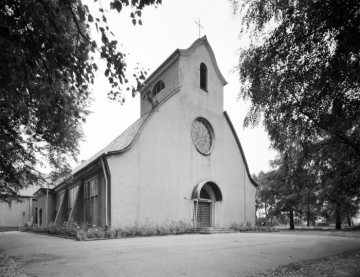 St. Josefskirche ("Koloniekirche"), Hamm-Heessen - Architekt Karl Wibbe, geweiht 1928, abgerissen 2013. Ansicht der Portalfront, 1974.