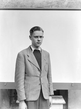 Hermann Reichling, Familie: Sohn Hans-Jürgen, 1944.