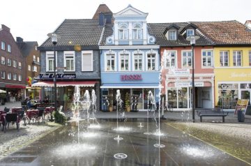 Werne-Altstadt: Wasserspiel im historischen Stadtkern am Markt. September 2016.