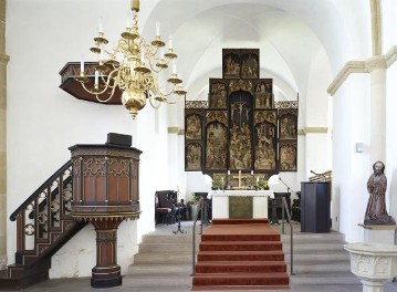 Ev. Pfarrkirche Stift Quernheim: Spätgotischer Passionsaltar mit 11 Reliefs, um 1525 (An der Stiftskirche 9)
