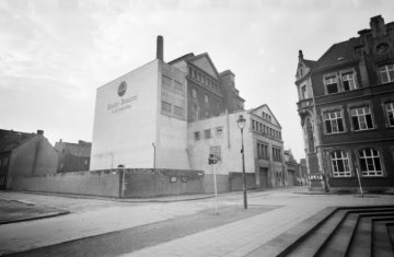 Die Kloster-Brauerei in Hamm - Ansicht der Werksgebäude an der Brüderstraße Ecke Franzikanerstraße um 1940 [?]. Vorn: Treppe zum St. Agnes-Kirchplatz.