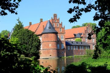 Schloss Herten, Wasserschloss am westlichen Rand der Hertener Innenstadt