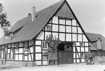 Delbrück - Haus Henke Schemm um 1952 [Standort unbezeichnet]