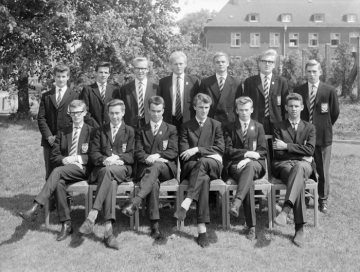 Windsor Boys' School, Hamm: Schülergruppe oder Abolventen, 1964.
