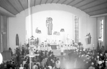 Messe in der St. Bonifatius-Kirche, Hamm. Undatiert, 1970er Jahre [?].